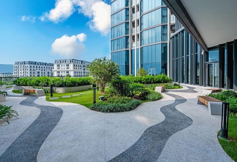 هتل A La Carte Ha Long Bay