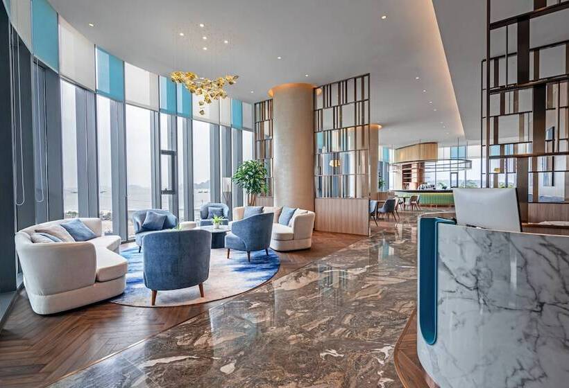 هتل A La Carte Ha Long Bay