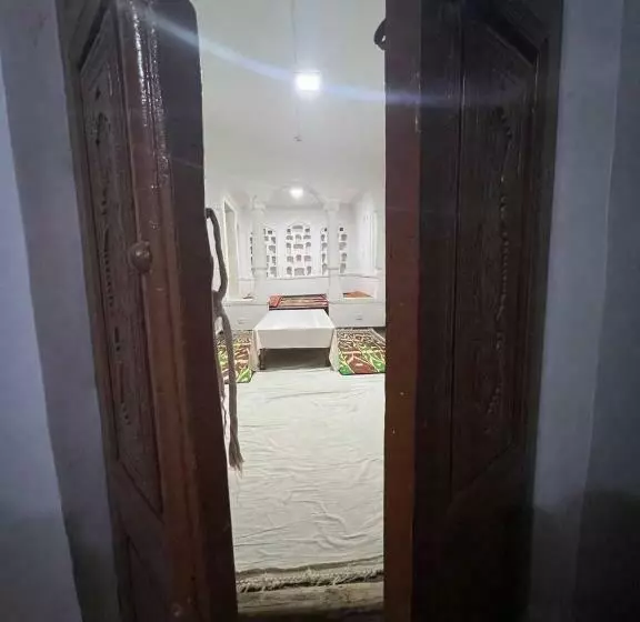 هتل Evraziya Business