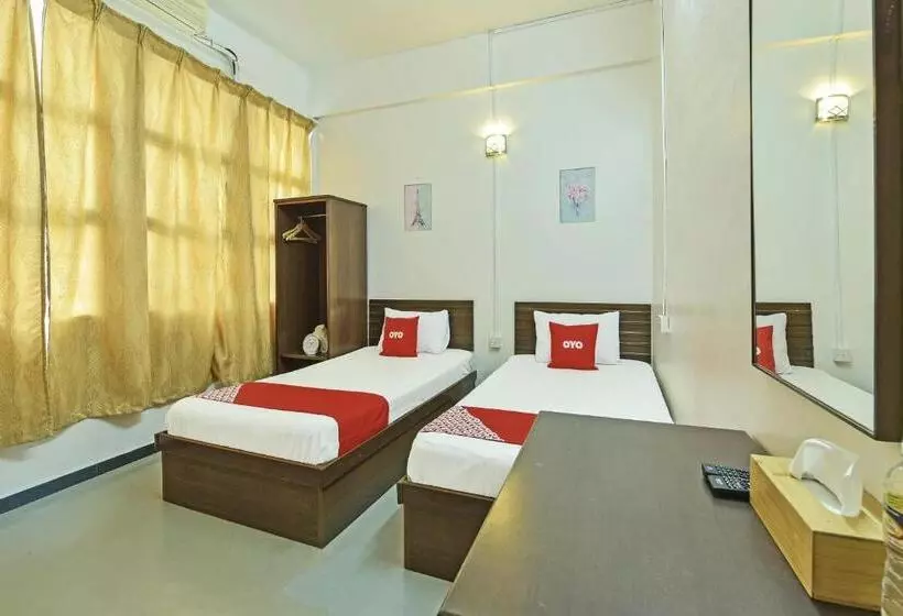ホテル Oyo 90734 Tata Inn