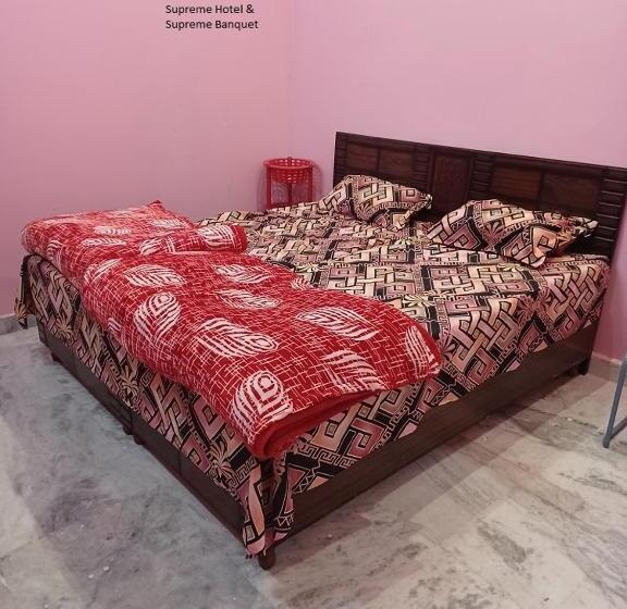 酒店 Supreme & Banquet