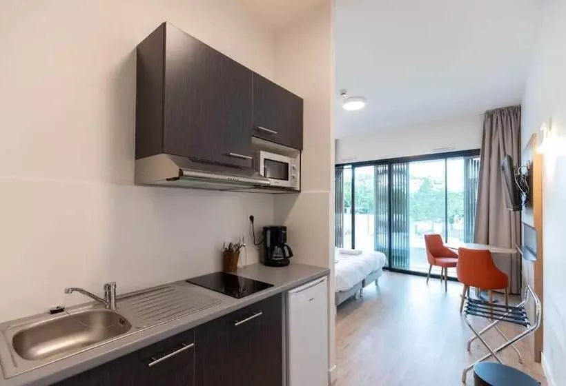 هتل Villa Thermae Nancy