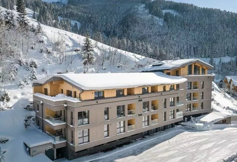 Wildbach Lodge Dienten