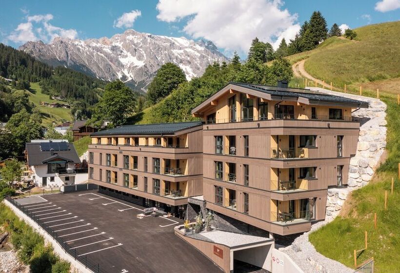 Wildbach Lodge Dienten