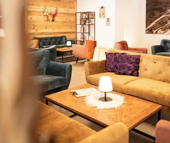 Wildbach Lodge Dienten