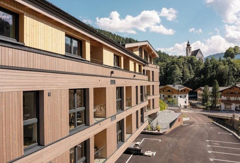 Wildbach Lodge Dienten