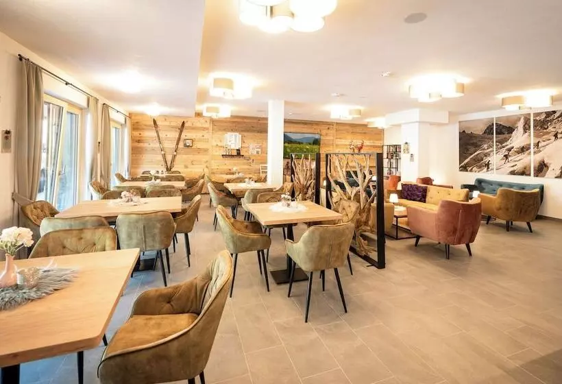 Wildbach Lodge Dienten