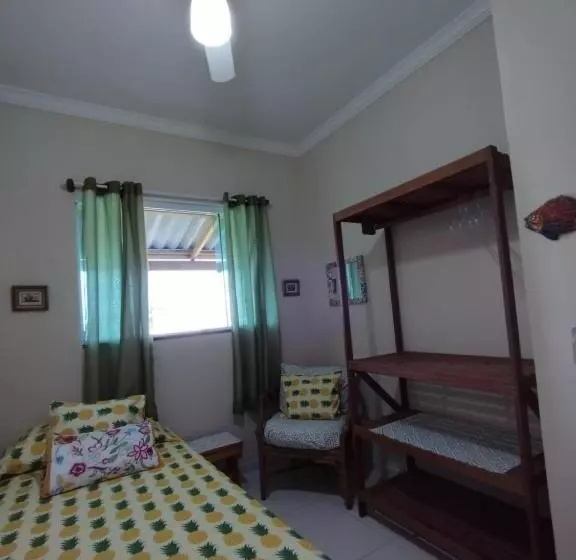 Aamiaismajoitus (B&B) Pernoites No Ateliê La Rosa I