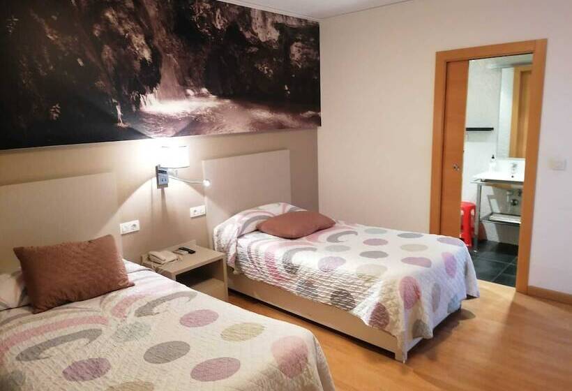 Hello Villarreal Pension