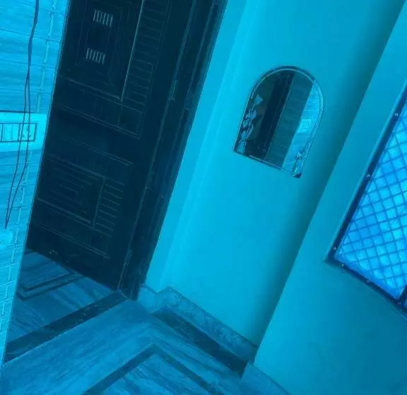 ホテル Oyo Home  Dream Palace