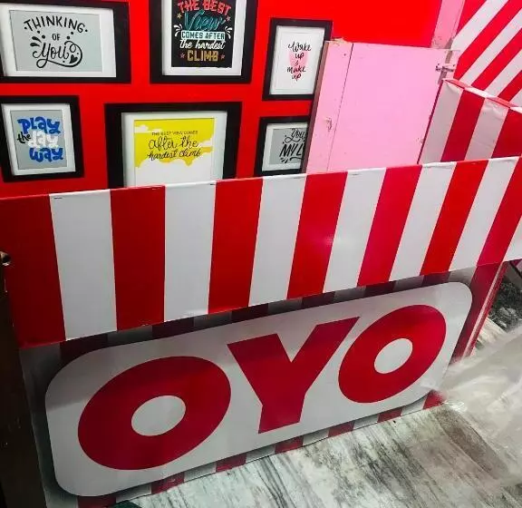 ホテル Oyo Home  Dream Palace