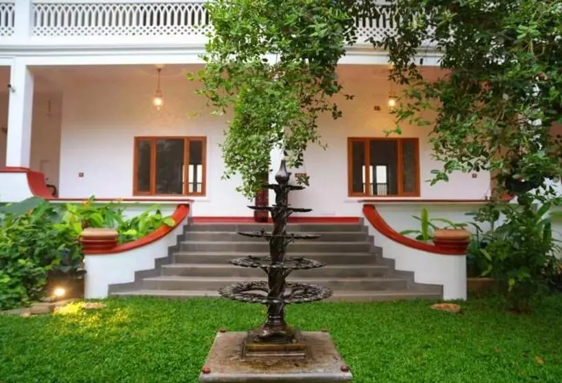 Marari Beach Bungalow Resort Alleppey