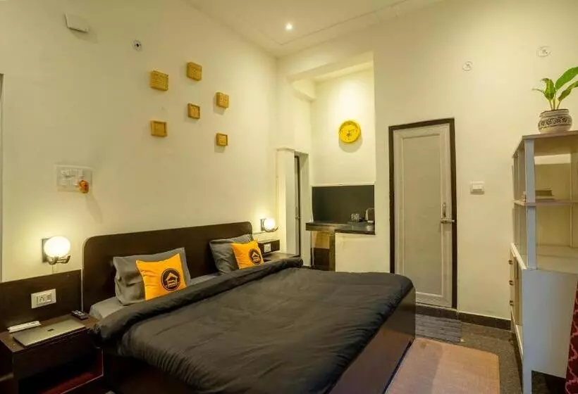 The Hosteller Jeolikote