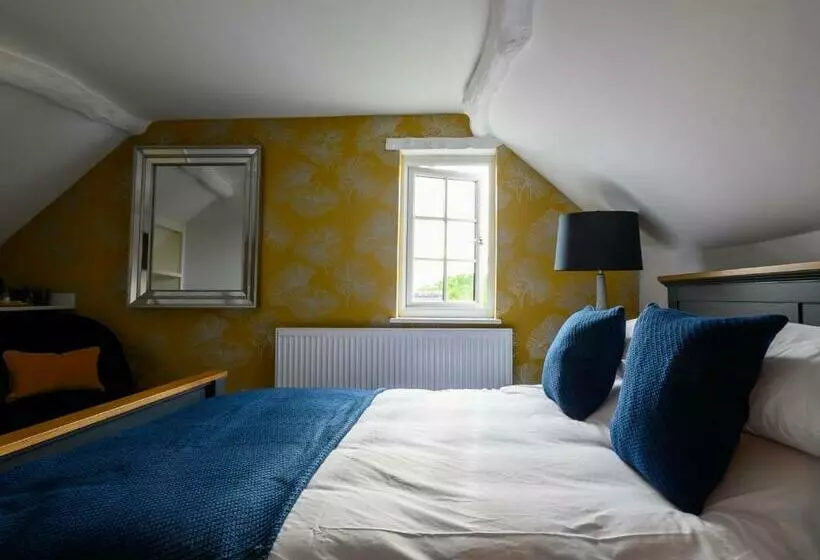 ユースホステル The Flyford