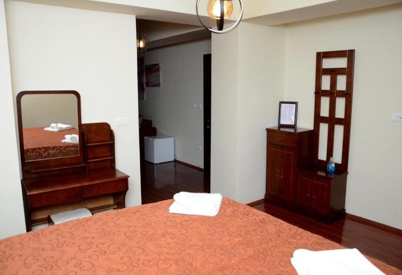 هتل International Ohrid