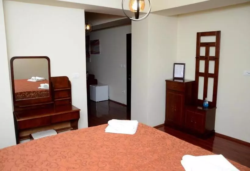 هتل International Ohrid