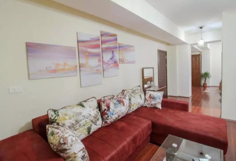 هتل International Ohrid