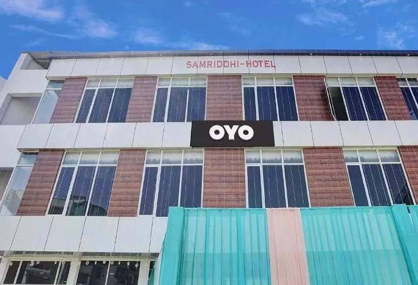 هتل Oyo Flagship 80829 Sidhi