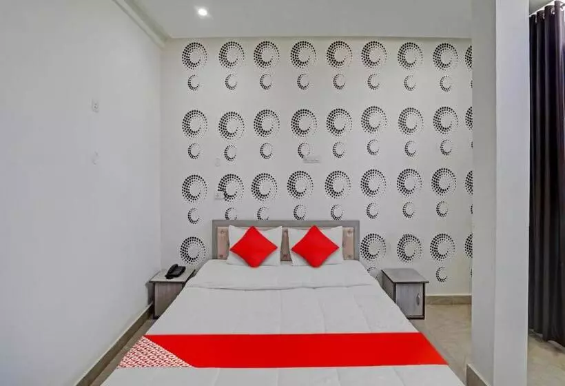 هتل Oyo Flagship 80829 Sidhi