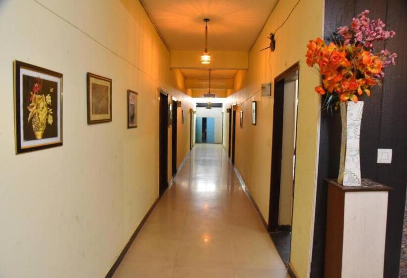 בית מלון כפרי Rama Blue Resort And Restaurant