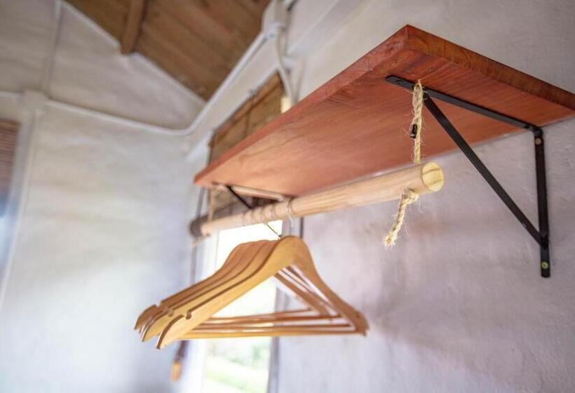 Buen Camino Hotel, San Mateo