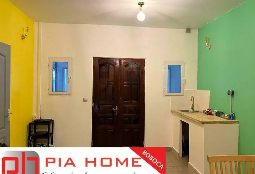 پانسیون Pia Home La Pompe