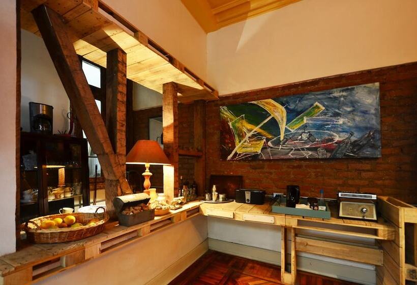 住宿加早餐  Casa Lucrecia