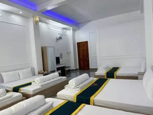 تختخواب و صبحانه Nhà Nghỉ Lê được 2