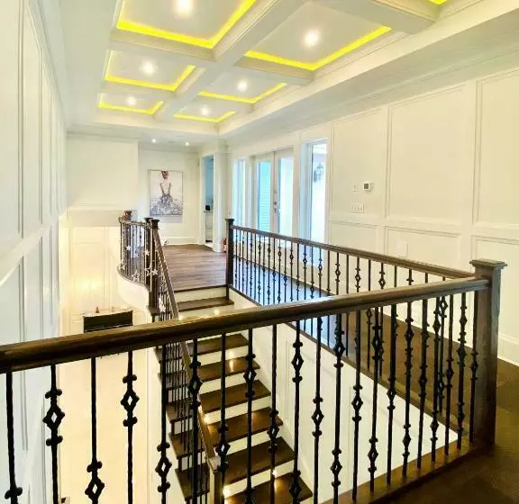 ベッドアンドブレックファースト Vancouver Shangrila House