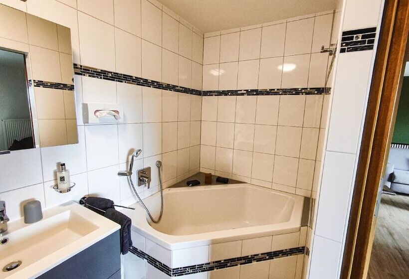 ホテル Das Palmberger