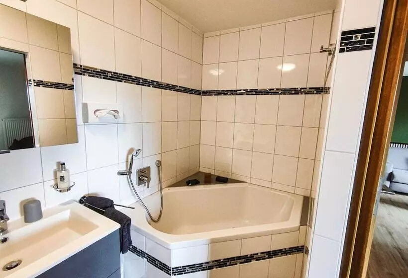 Hotelli Das Palmberger