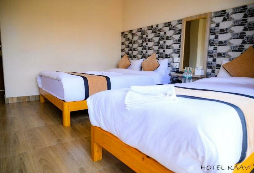 هتل Kaavi