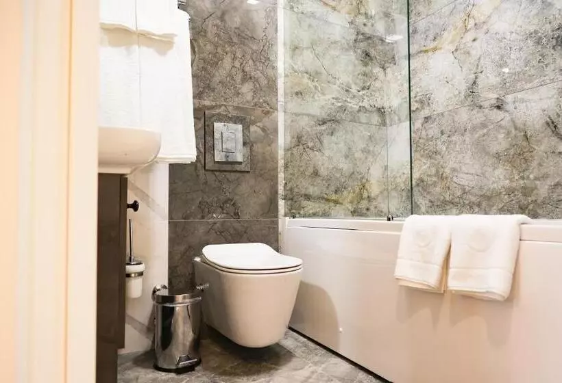 ホテル Reikartz Amar Samarkand