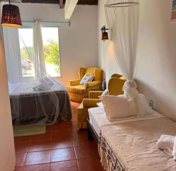 Majatalo Guesthouse Entre Campo Y Mar