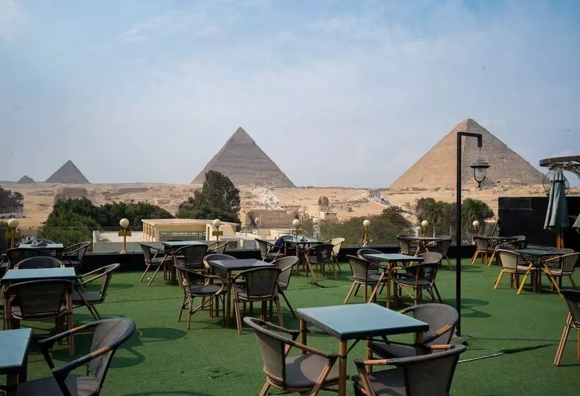 پانسیون Pyramids Villa Inn