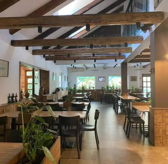 Aamiaismajoitus (B&B) A Fogadó