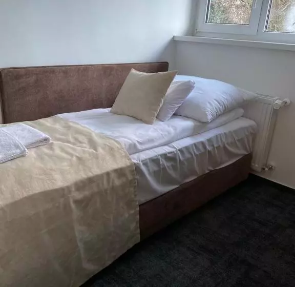 Aamiaismajoitus (B&B) A Fogadó