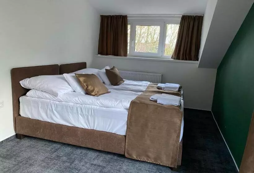 Aamiaismajoitus (B&B) A Fogadó