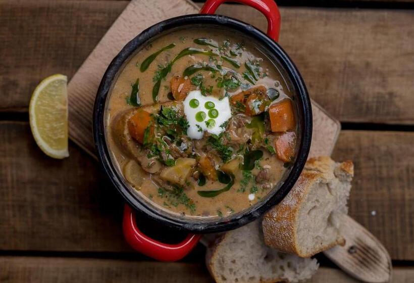 ベッドアンドブレックファースト A Fogadó