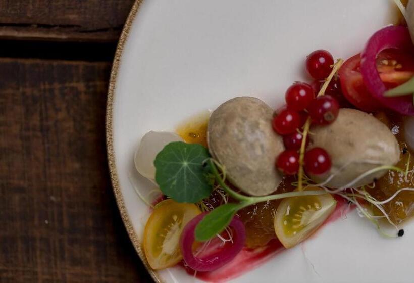 ベッドアンドブレックファースト A Fogadó