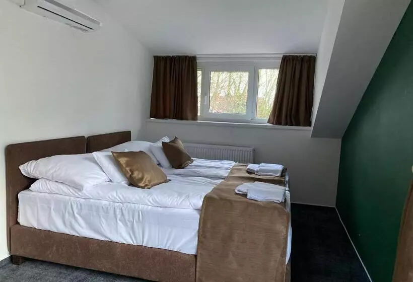 Aamiaismajoitus (B&B) A Fogadó