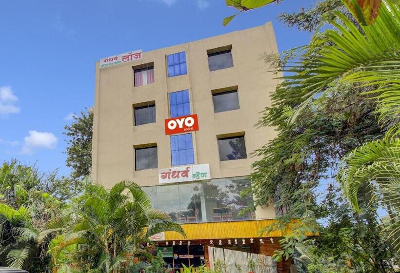 ホテル Flagship Gandharva Lodging