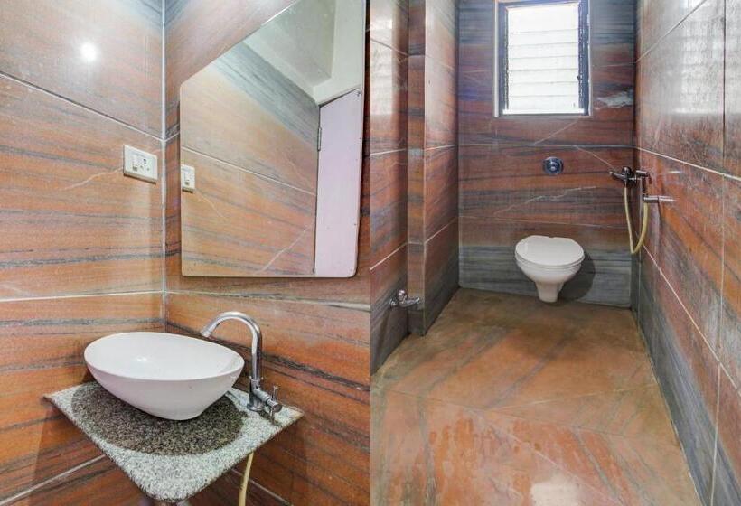 ホテル Flagship Gandharva Lodging