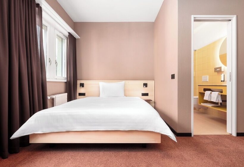 هتل Kloster By B Smart