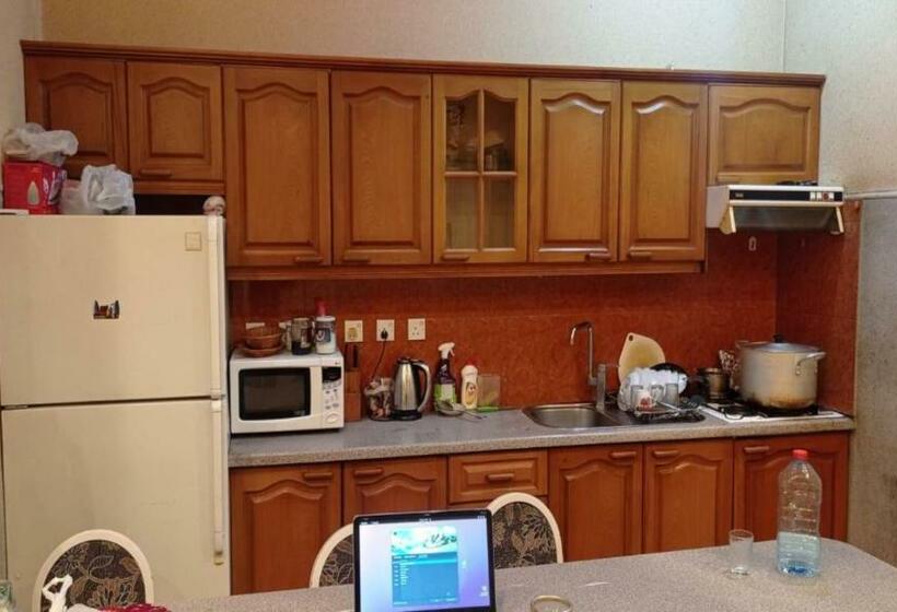 هاستل R & R International