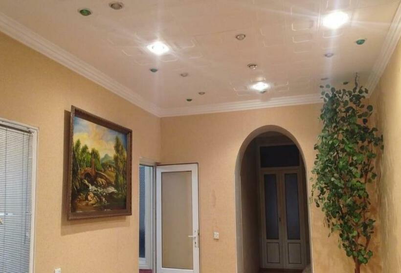 هاستل R & R International