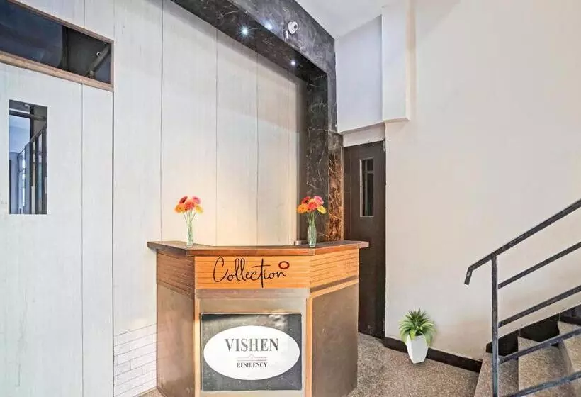 ホテル Collection O 70187 Vishen Residency