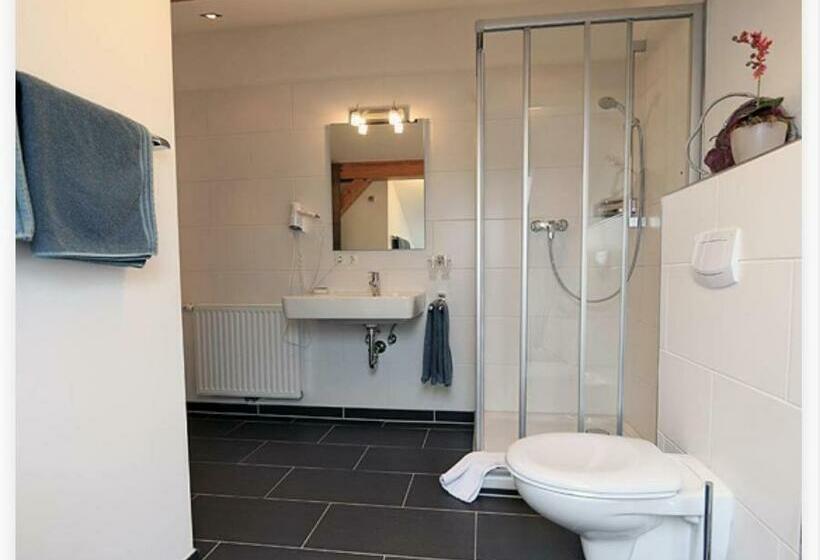 カプセルホテル L Ulivo Italienische Restaurant Und Pension