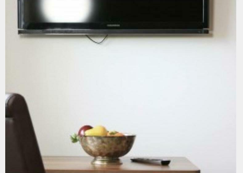 カプセルホテル L Ulivo Italienische Restaurant Und Pension