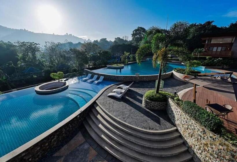 Hotel Estancia De Lorenzo